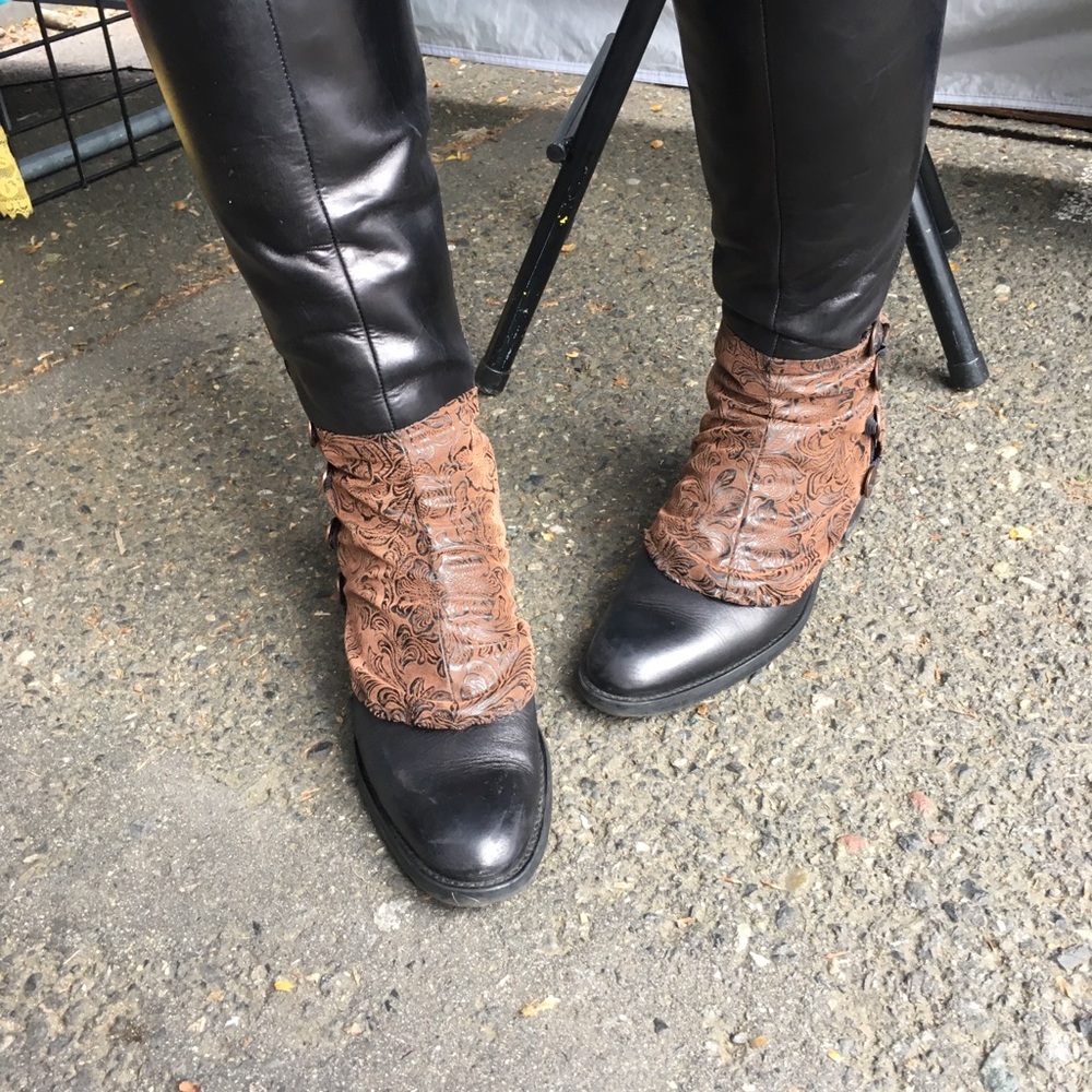 Spats - Picture 3 of 6